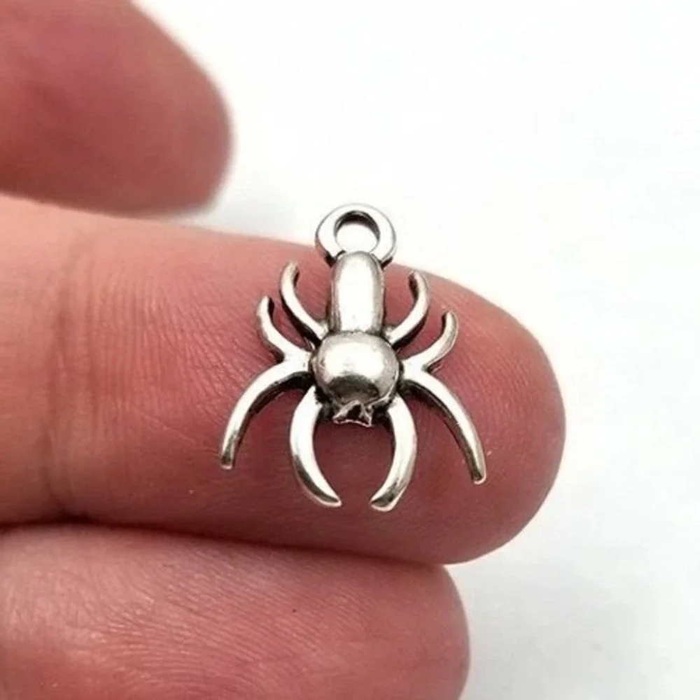 10pcs Spider Charms silvertone metal animal halloween‎